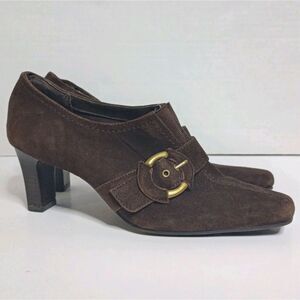 Liz Claiborne Brown Heels with Gold Buckle